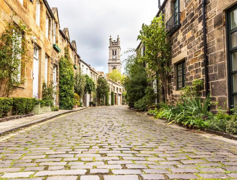 7 Best Places To Live In Edinburgh Top City Areas For 2023